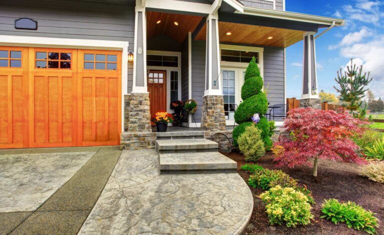 curb-appeal-nice-home